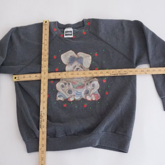 Vintage Tultex Grey Puppy Apple Graphic Sweatshirt 90s Sweater Grandmacore M - Picture 3 of 9